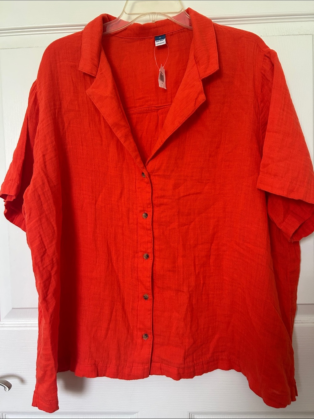 Old Navy Men's Casual Short-Sleeve Button-Down Shirt in Bright Orange, Sz. XL.